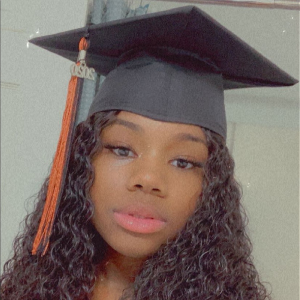 Meet your Posher, Jussica